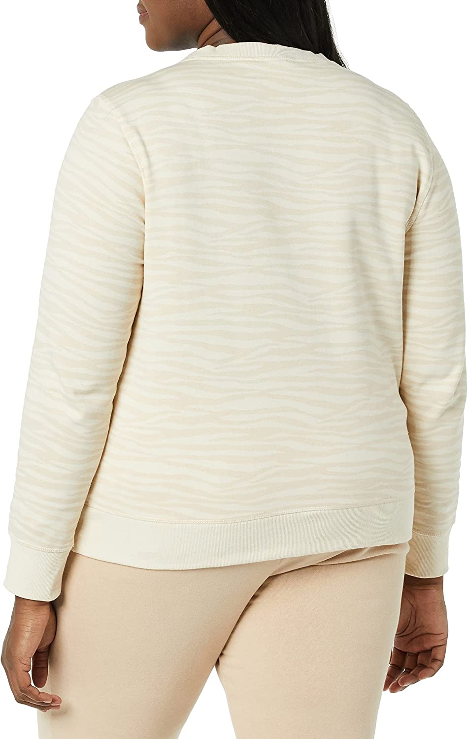 Amazon Essentials Women's French Terry Fleece Crewneck Sweatshirt (Available in Plus Size)