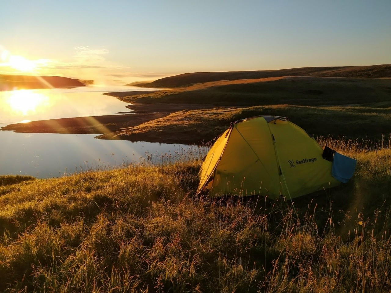 Рюкзак за плечи и пошёл