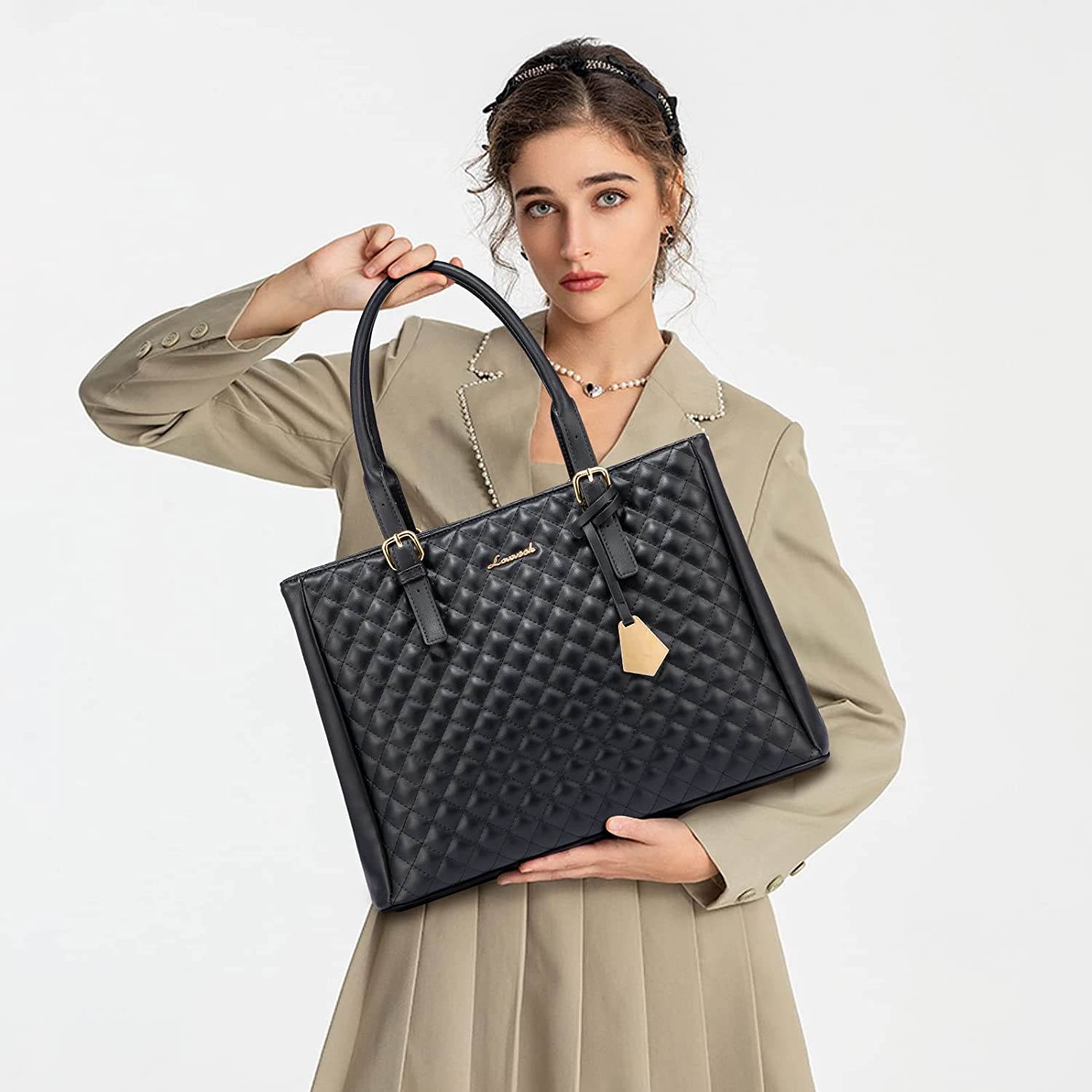 LOVEVOOK Purses for Women， Quilted Womens Handbags with Vegan Leather， Shoulder Tote Purse Cross Body Bag Purses with Tassel